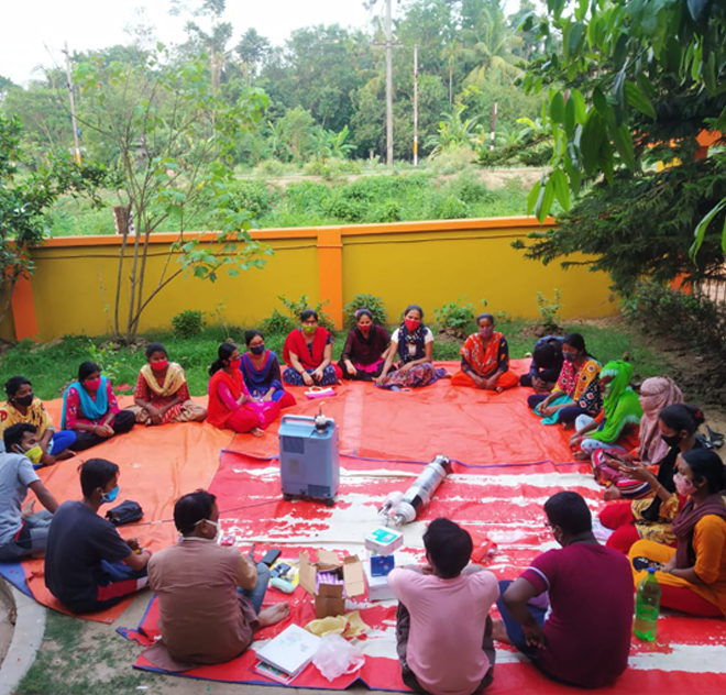 Volunteers working together